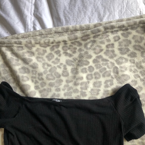 SHEIN off the shoulder top M - Picture 8 of 9
